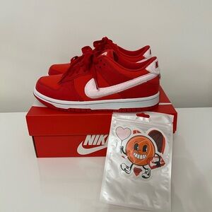 Nike Dunk Low Fire red/pink